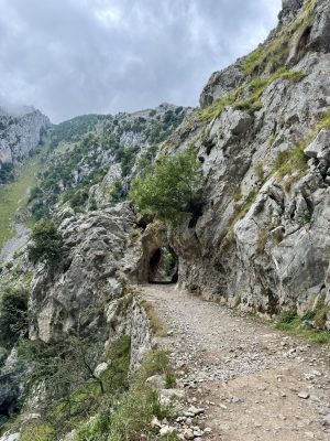 Túnel en la Ruta del Cares
